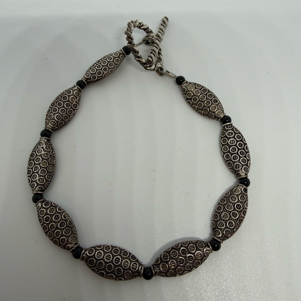 Vintage Silver Tone Textured Oval Bead Toggle Bracelet 7.5”
